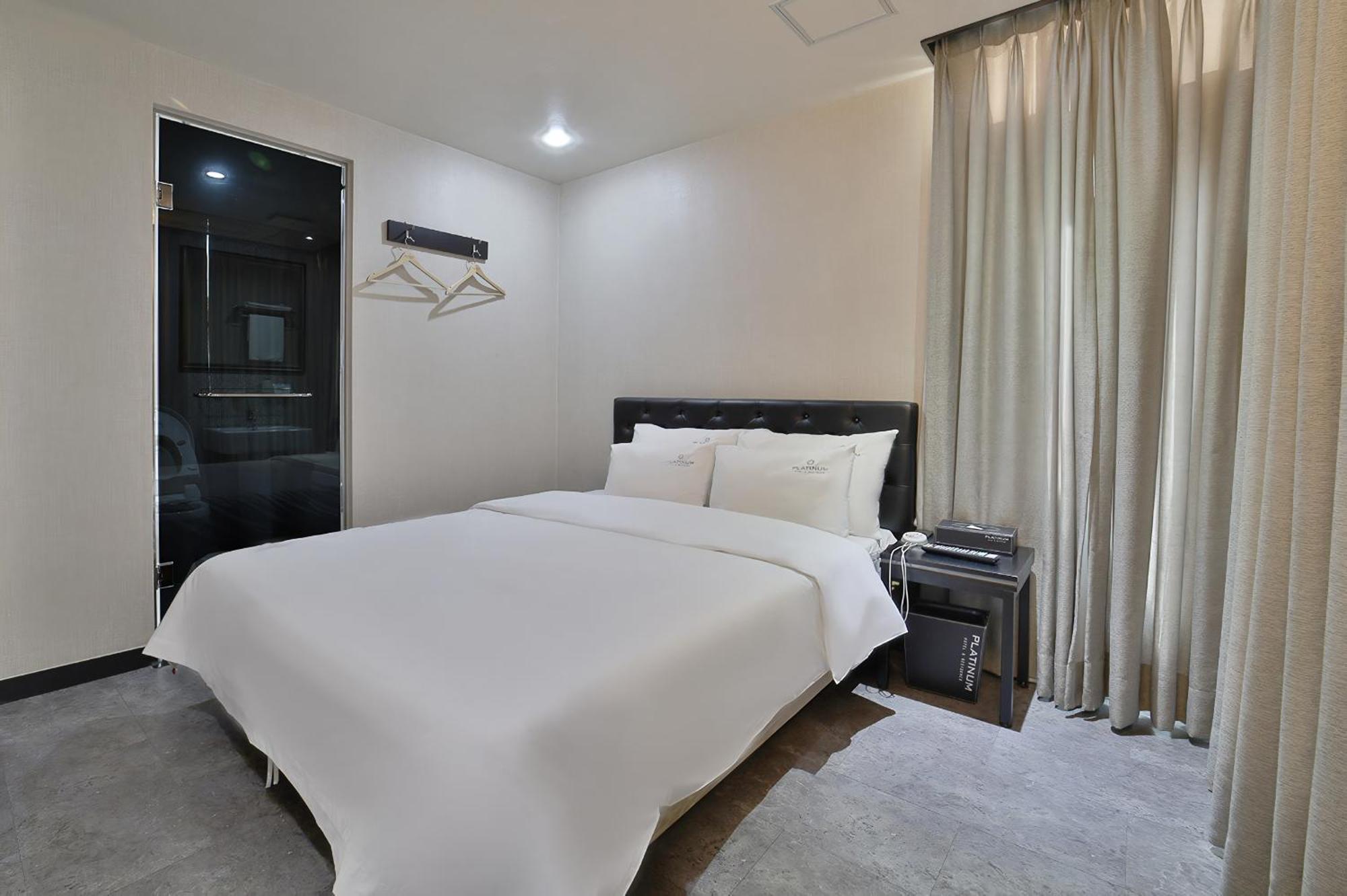 Busan Platinum Hotel Nampo Esterno foto