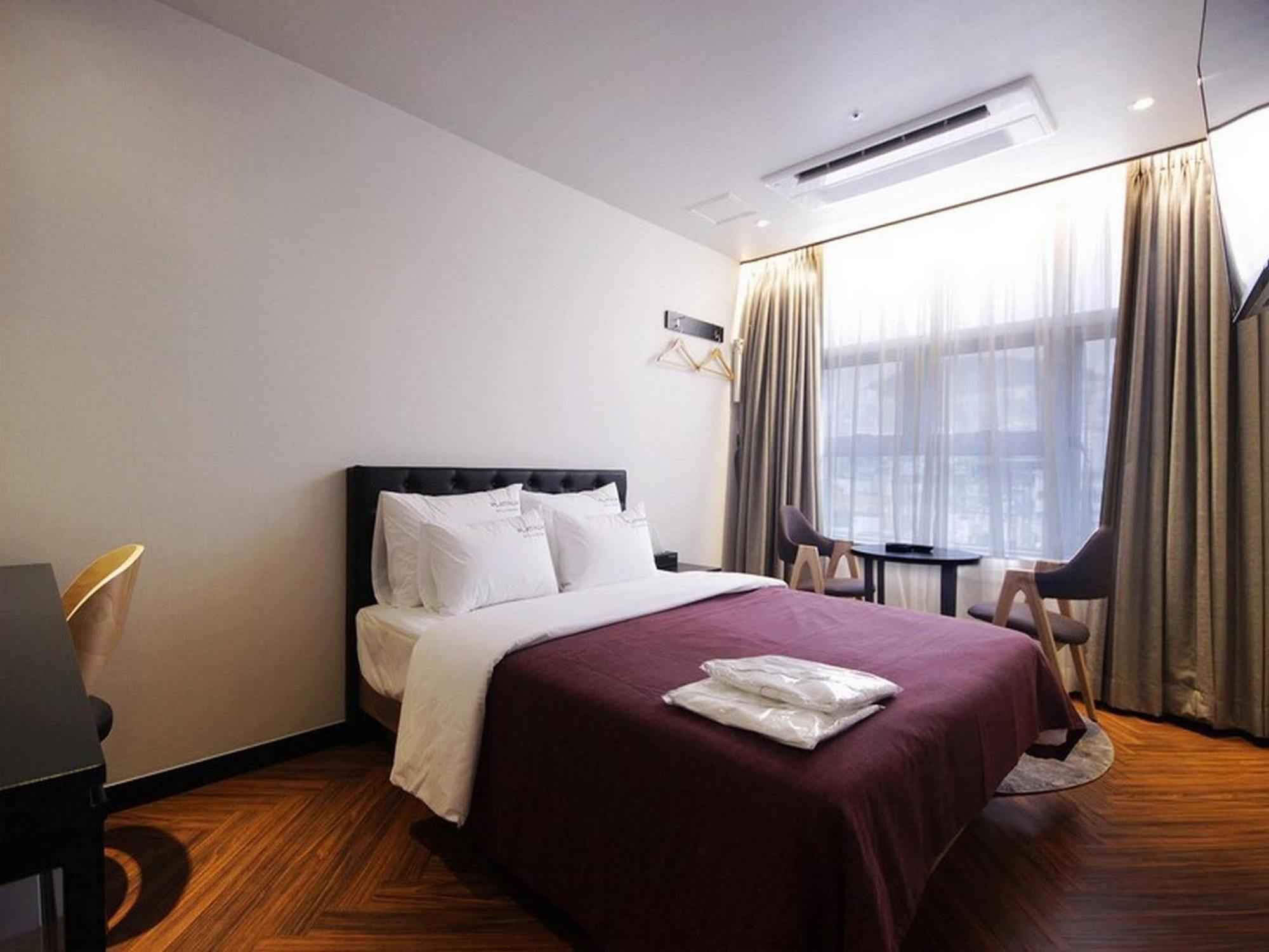Busan Platinum Hotel Nampo Esterno foto