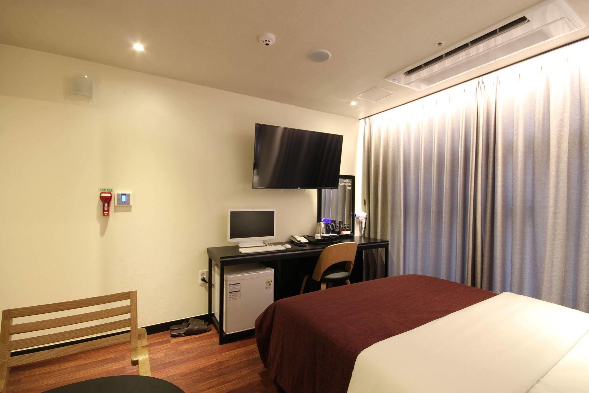 Busan Platinum Hotel Nampo Esterno foto