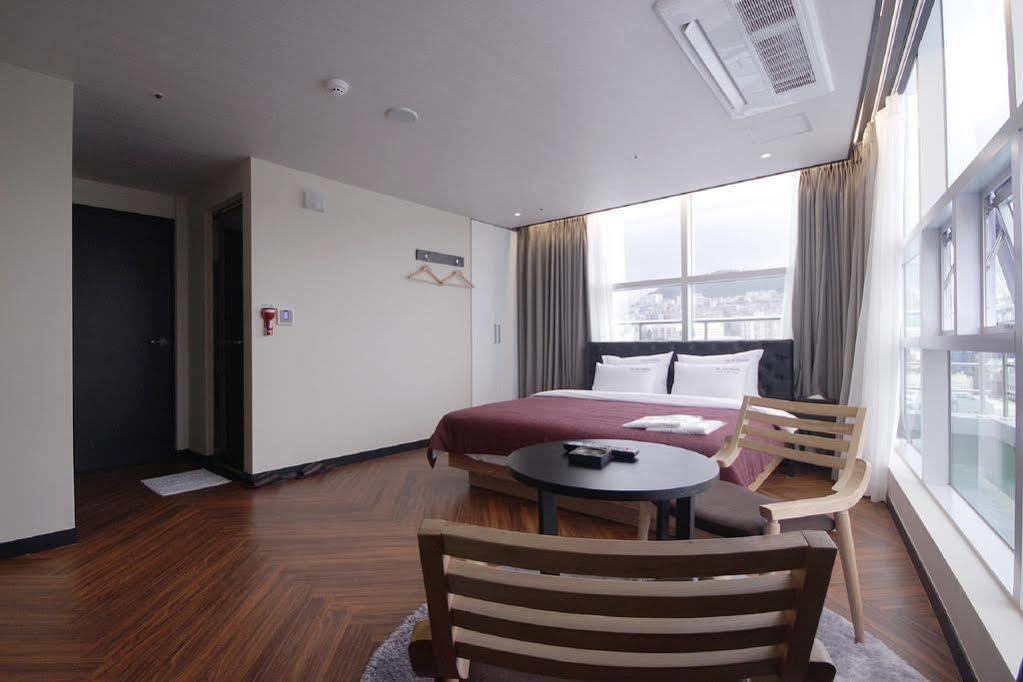 Busan Platinum Hotel Nampo Esterno foto